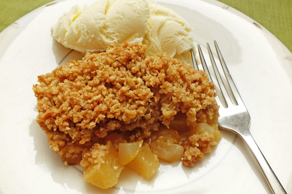 My Savta Puah’s Apple Crisp Recipe for Rosh Hashana